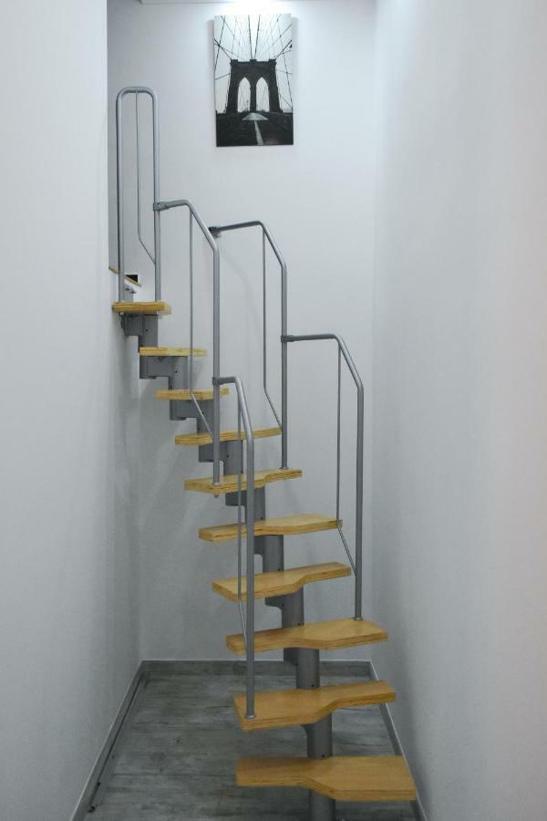 Modern Design In The Center Appartamento *
