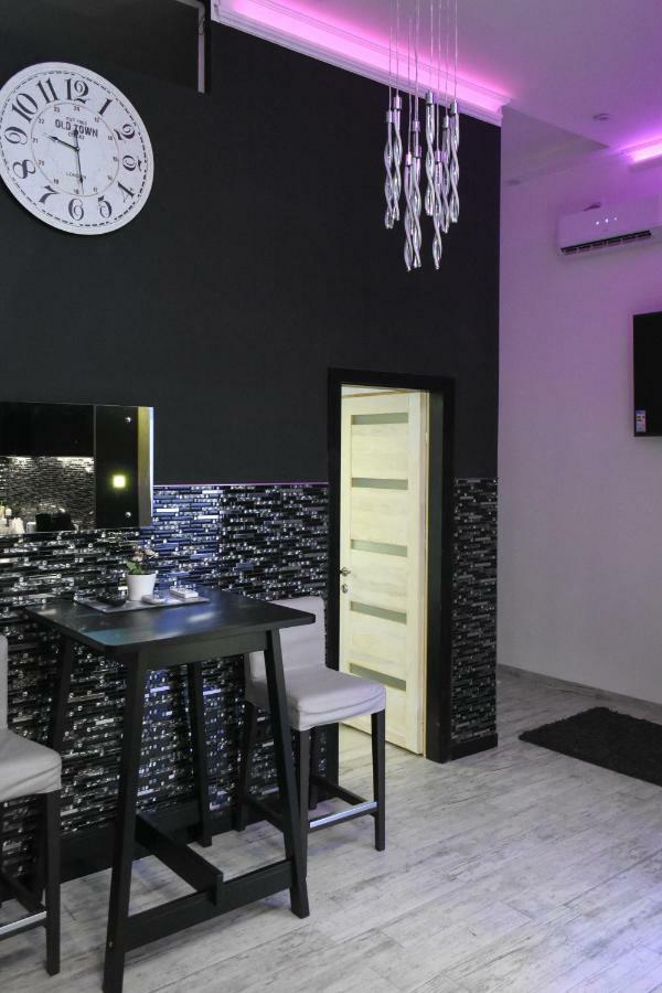 Appartamento Modern Design In The Center *
