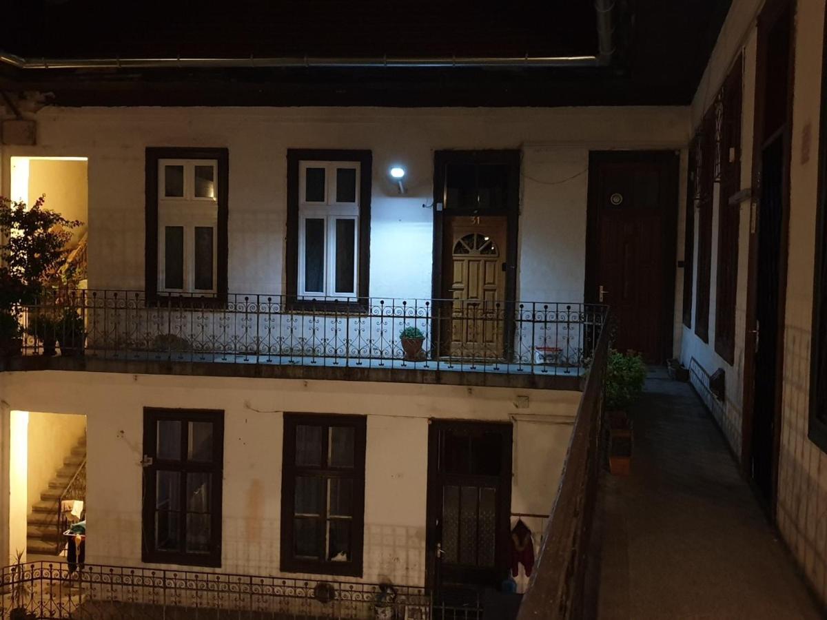 Modern Design In The Center Appartamento